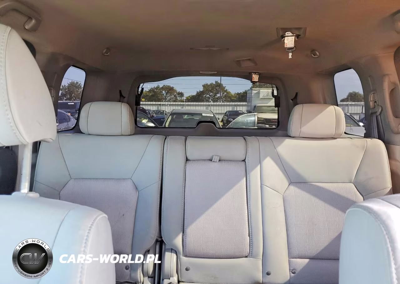 2011 Honda Pilot Ex VIN:5FNYF4H48BB013891 - 10