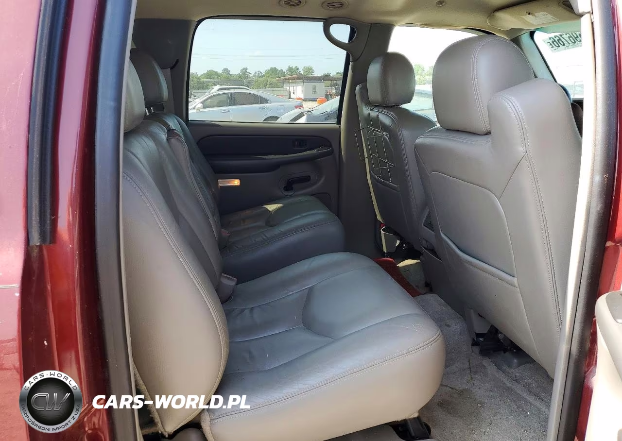 2003 Chevrolet Suburban VIN:1GNEC16Z83J166829 - 10