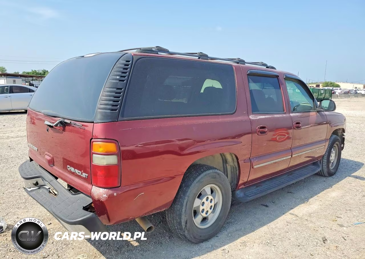 2003 Chevrolet Suburban VIN:1GNEC16Z83J166829 - 3