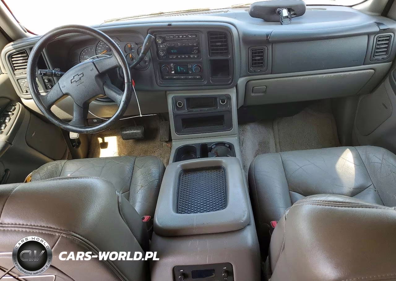 2003 Chevrolet Suburban VIN:1GNEC16Z83J166829 - 8