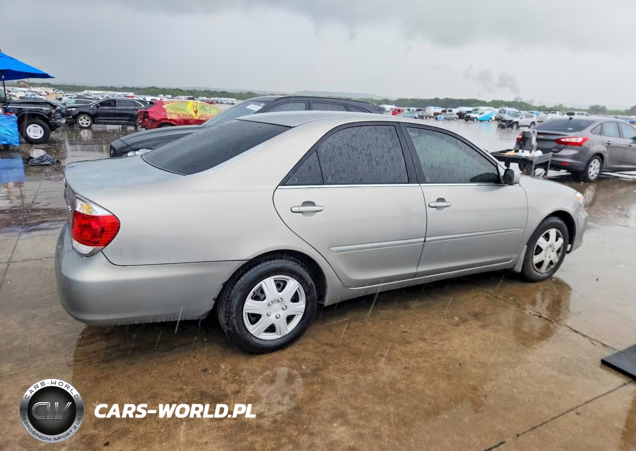 2006 Toyota Camry Le VIN:4T1BE32K56U709272 - 3