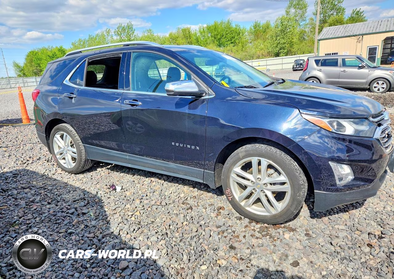 2020 Chevrolet Equinox Premier VIN:2GNAXNEV3L6167943 - 4