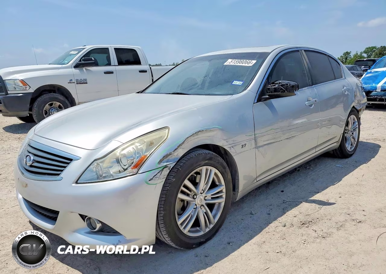 2015 Infiniti Q40 Base