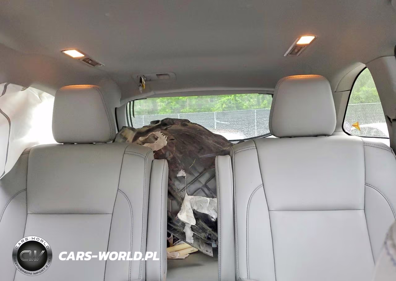 2019 Toyota Highlander Xle VIN:5TDJZRFH5KS568238 - 10