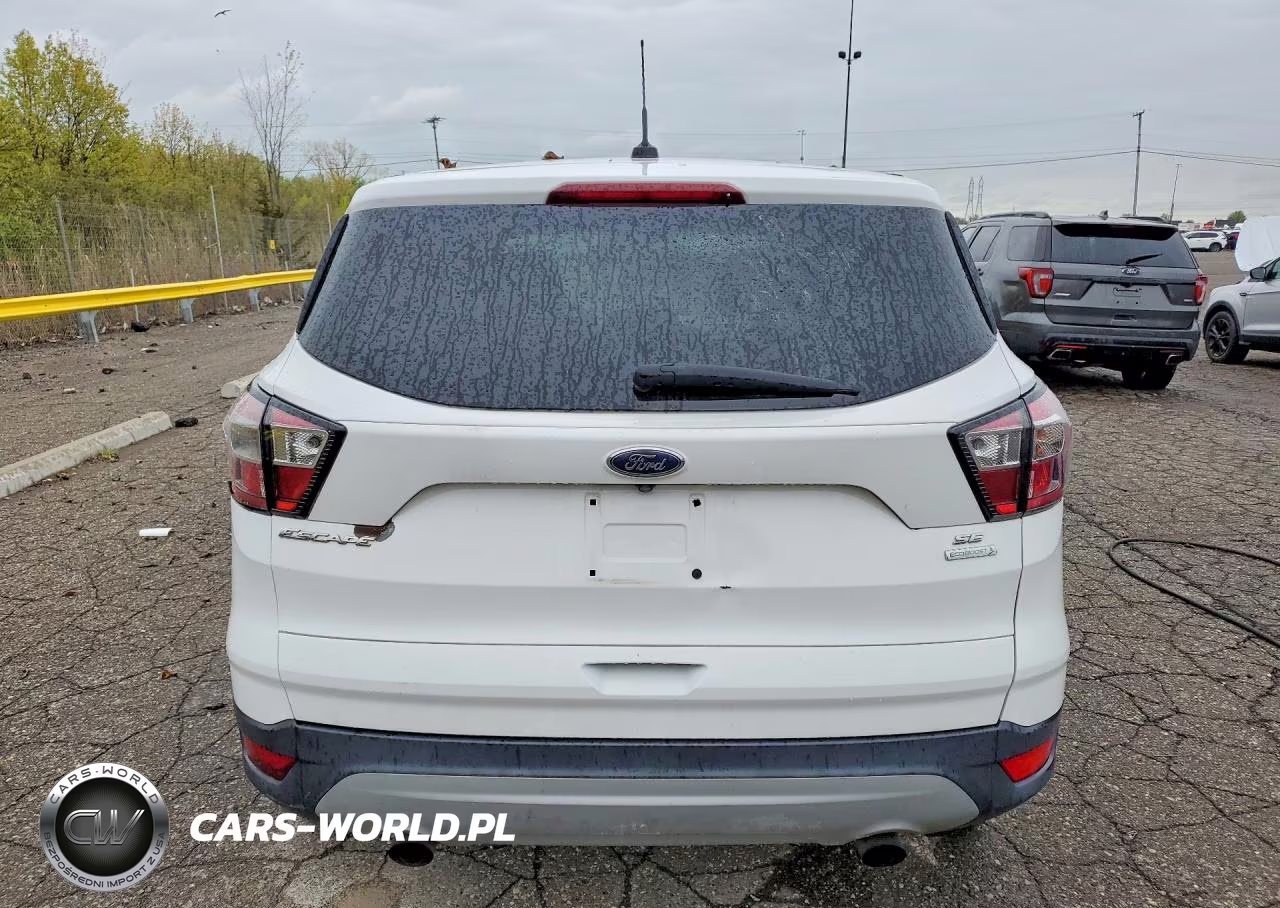 2017 Ford Escape Se VIN:1FMCU0GD9HUC63386 - 6