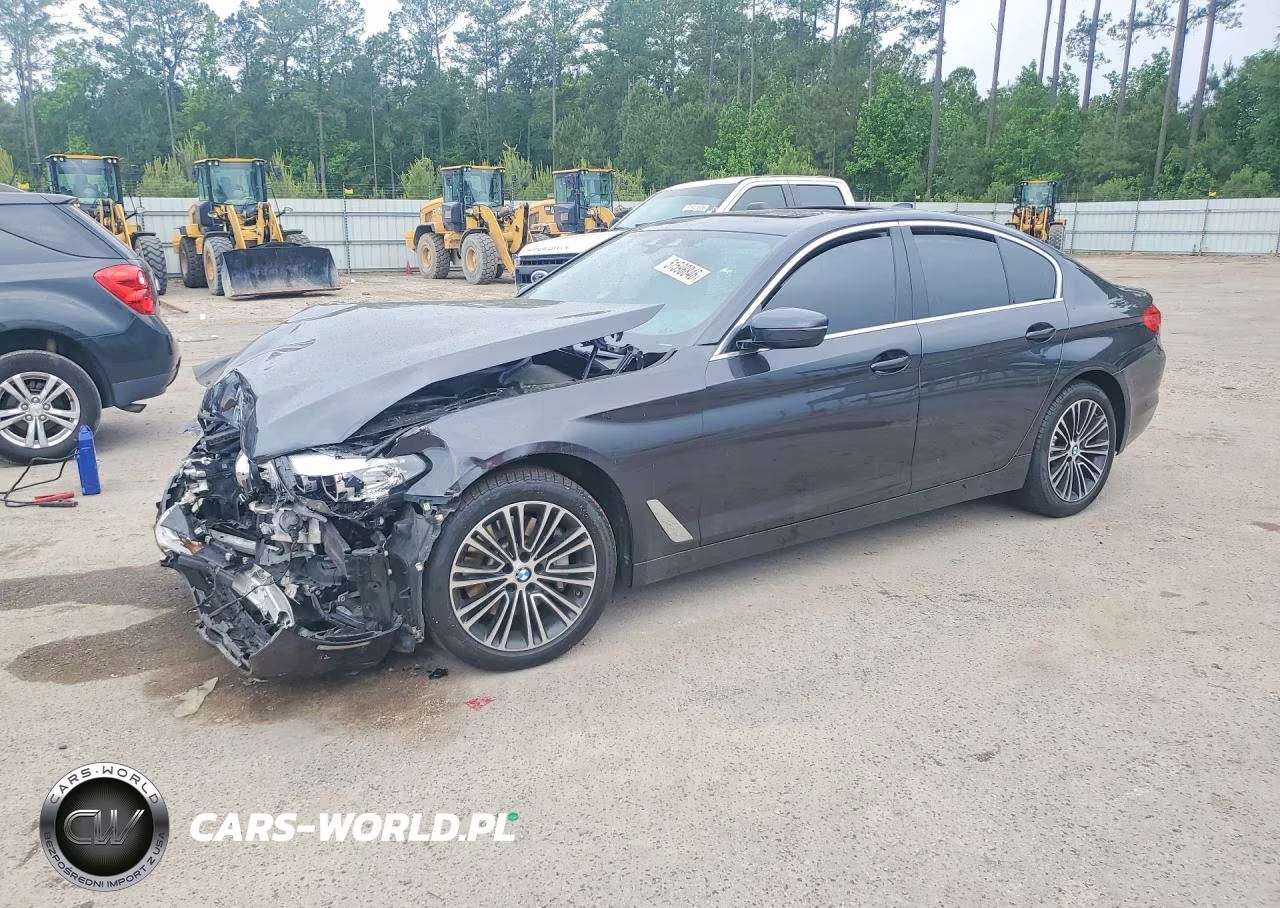 2019 BMW 540 Xi VIN:WBAJE7C55KWW37713 - 1