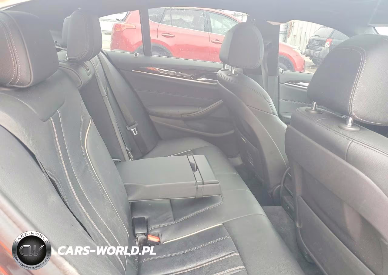 2019 BMW 540 Xi VIN:WBAJE7C55KWW37713 - 10