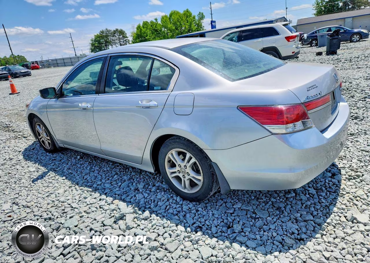 HONDA ACCORD LX VIN:1HGCP2F32CA090841 - 2