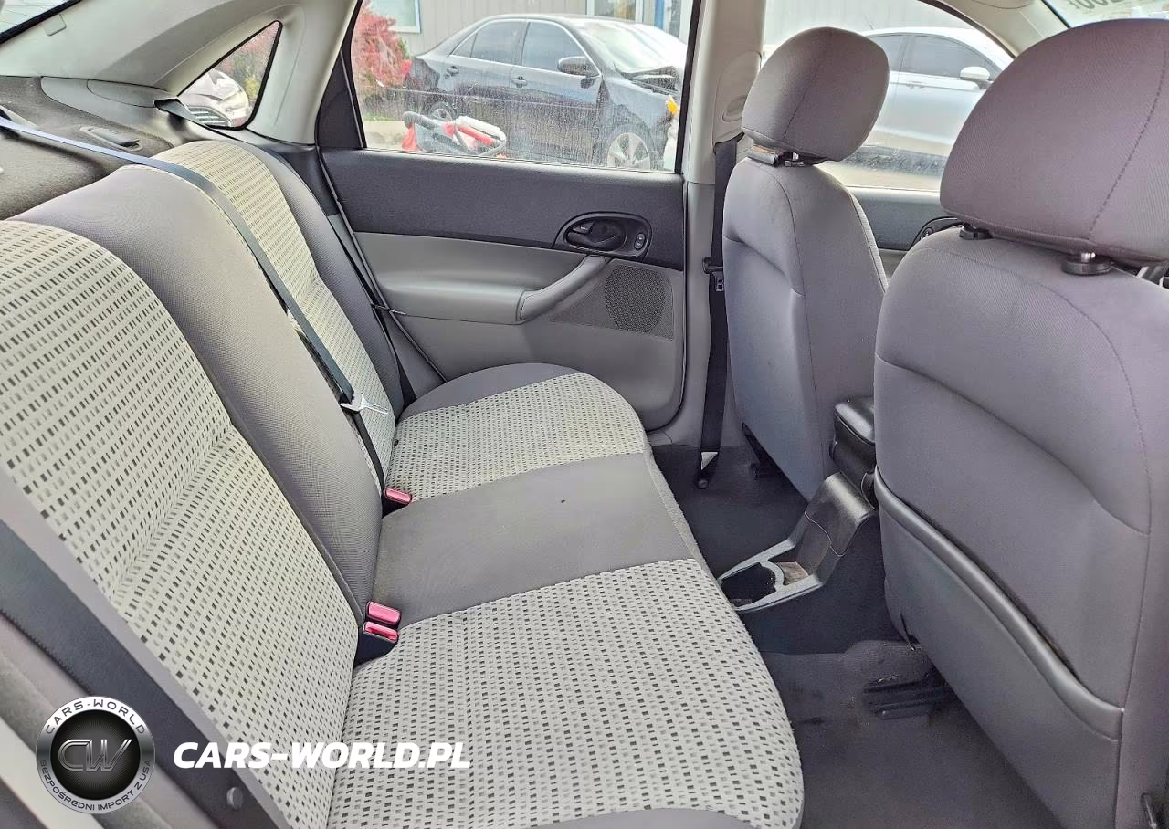2007 Ford Focus Zx4 VIN:1FAFP34N17W344155 - 10
