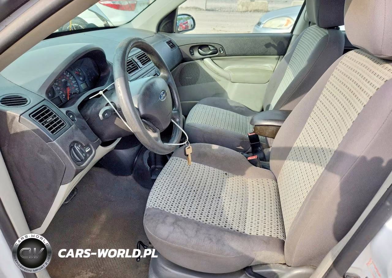 2007 Ford Focus Zx4 VIN:1FAFP34N17W344155 - 7