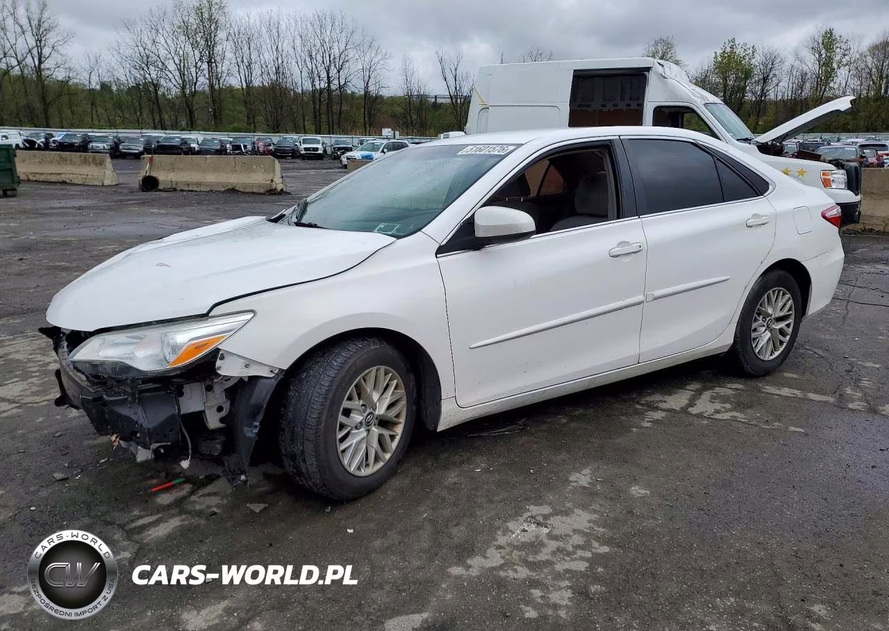 2017 Toyota Camry Le
