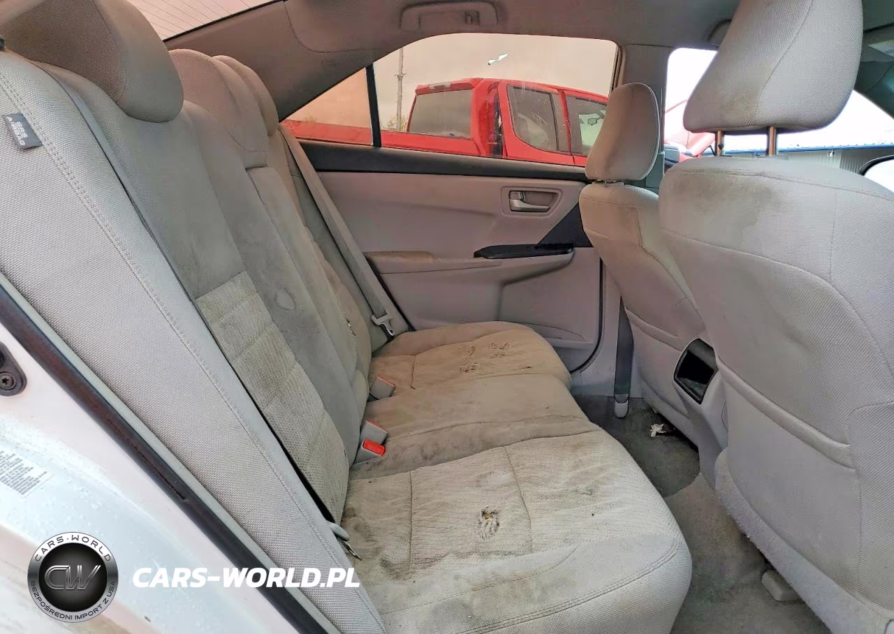 2017 Toyota Camry Le VIN:4T1BF1FK9HU284170 - 10