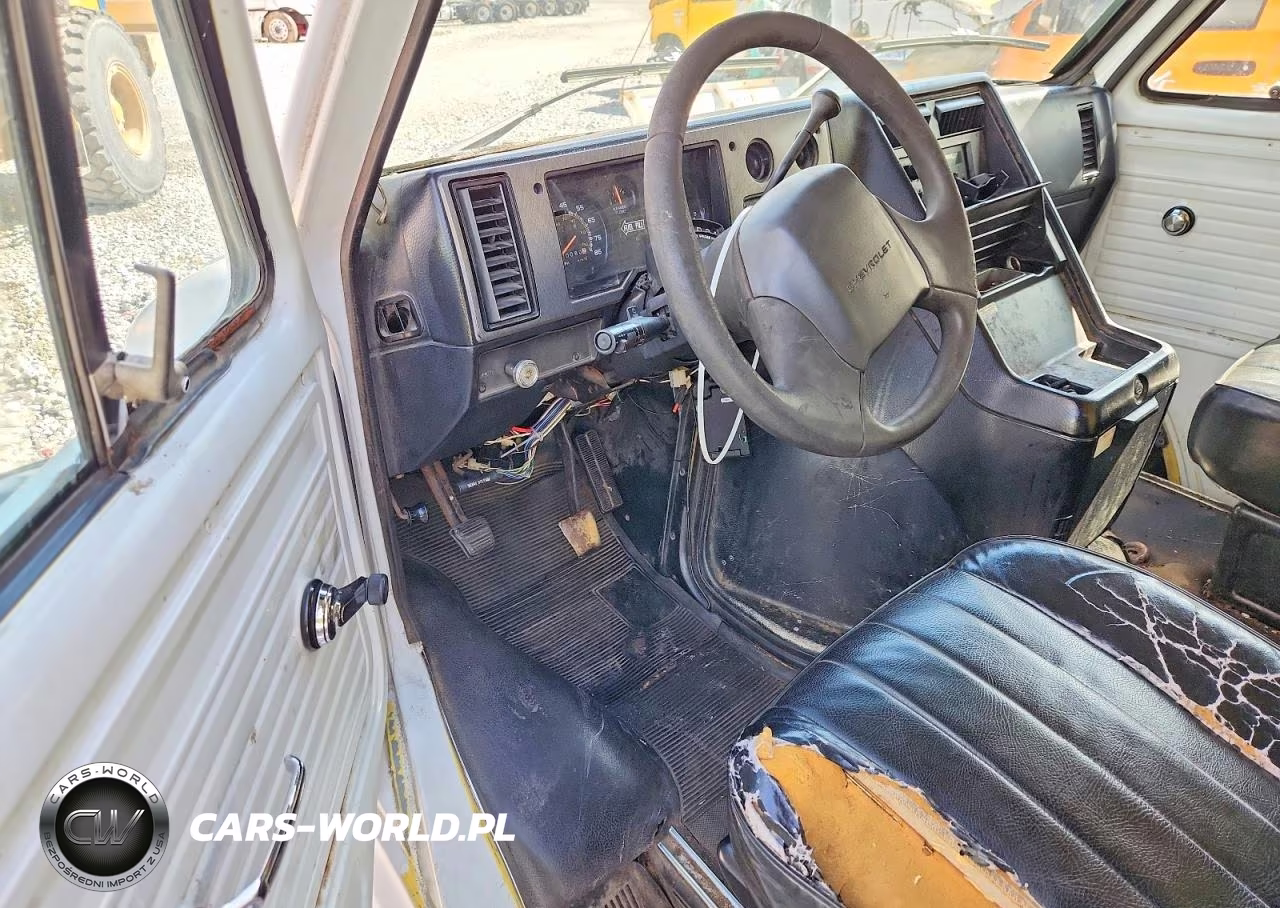 1995 GMC Cutaway Van G3500 VIN:1GDGG31Z7SF526775 - 8