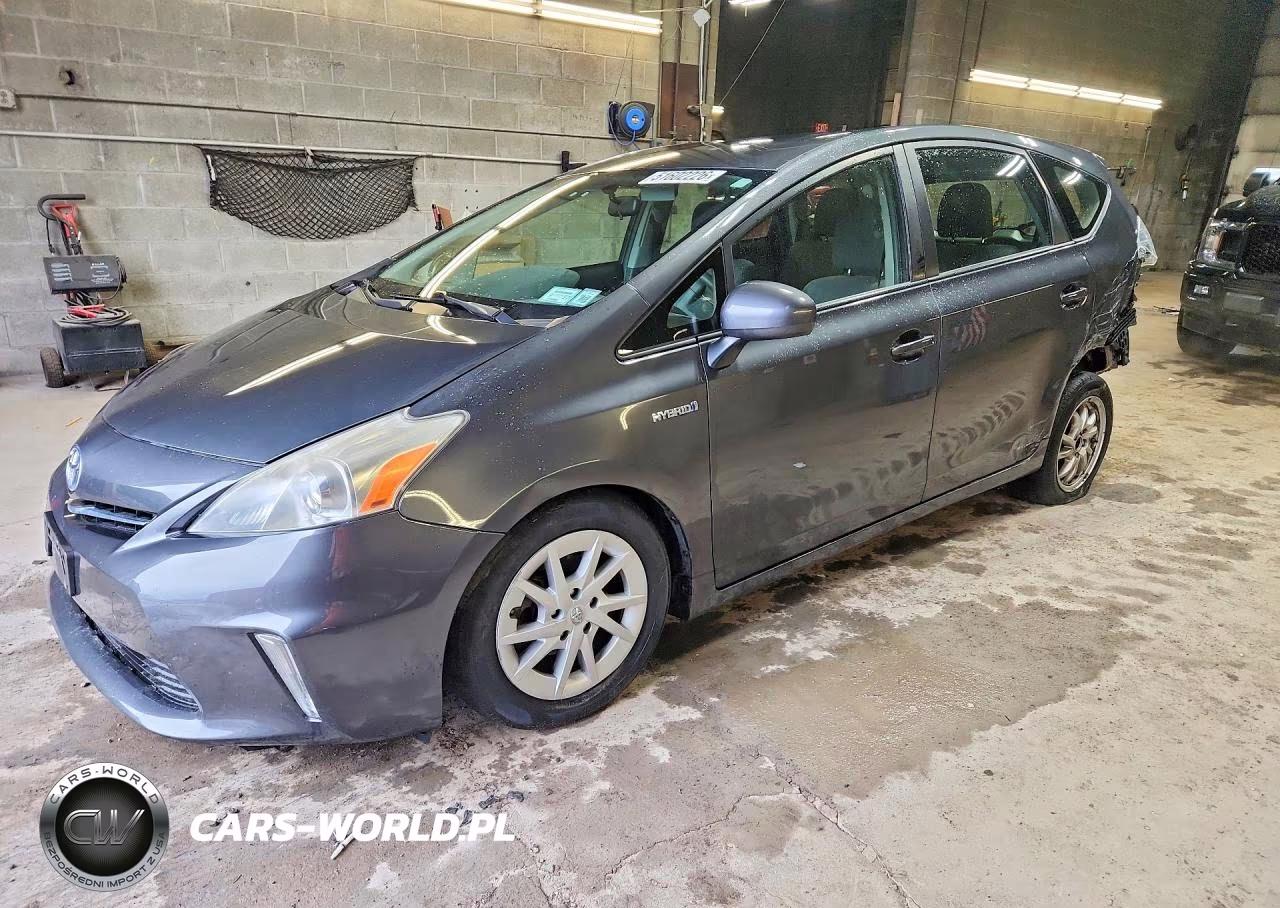 2013 Toyota Prius V Two