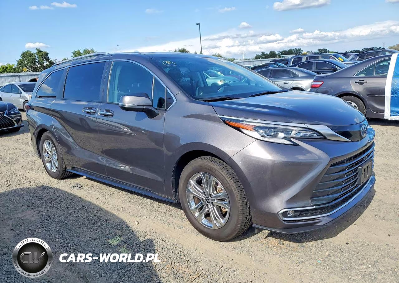 2023 Toyota Sienna Platinum 7-Passenger VIN:5TDESKFC9PS106211 - 4