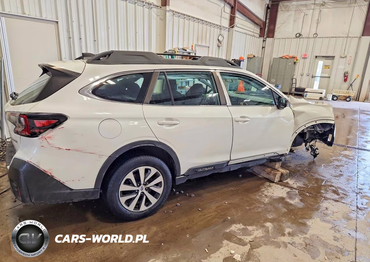 2020 Subaru Outback VIN:4S4BTAAC0L3256412 - 3