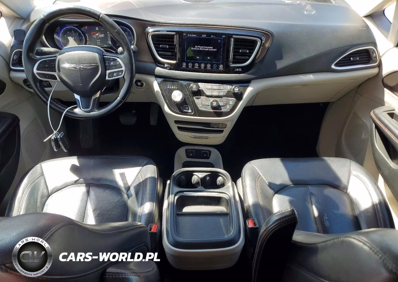 2018 Chrysler Pacifica Touring L VIN:2C4RC1BG8JR197568 - 8