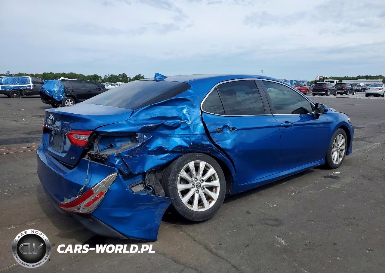2019 Toyota Camry Le VIN:4T1B11HK9KU219970 - 3