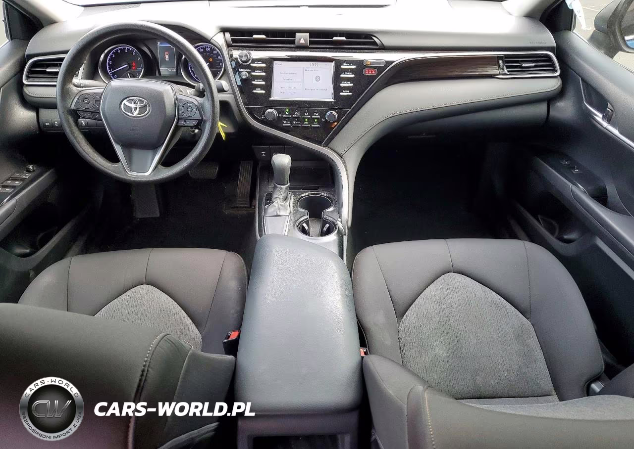 2019 Toyota Camry Le VIN:4T1B11HK9KU219970 - 8
