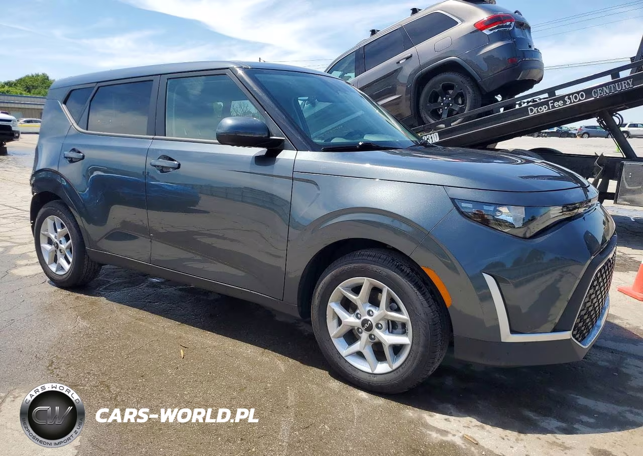 2025 Kia Soul Lx VIN:KNDJ23AU1S7969012 - 4