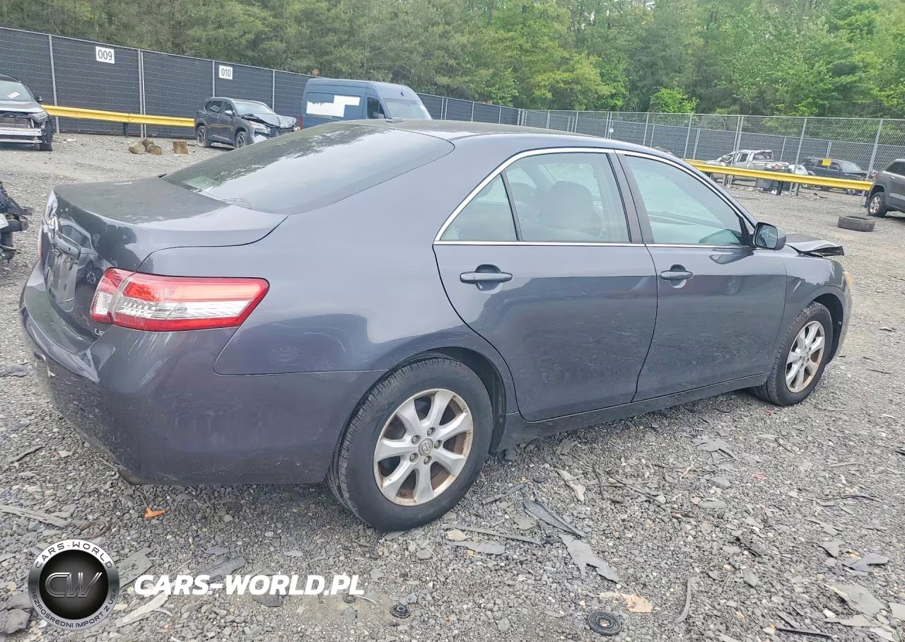 2011 Toyota Camry Le VIN:4T1BF3EK2BU207063 - 3