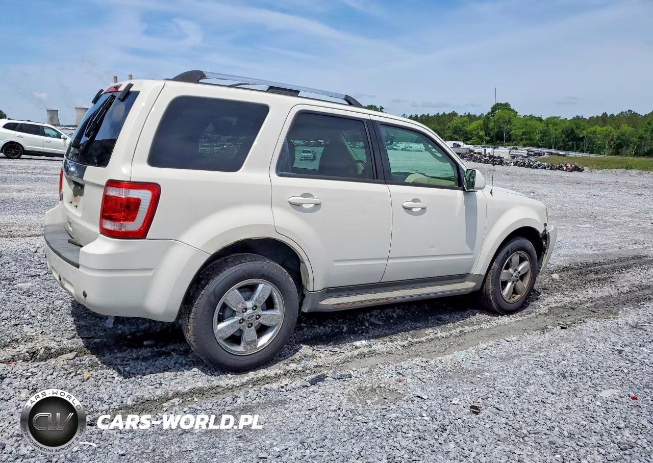 2011 Ford Escape Limited VIN:1FMCU0E74BKB21852 - 3