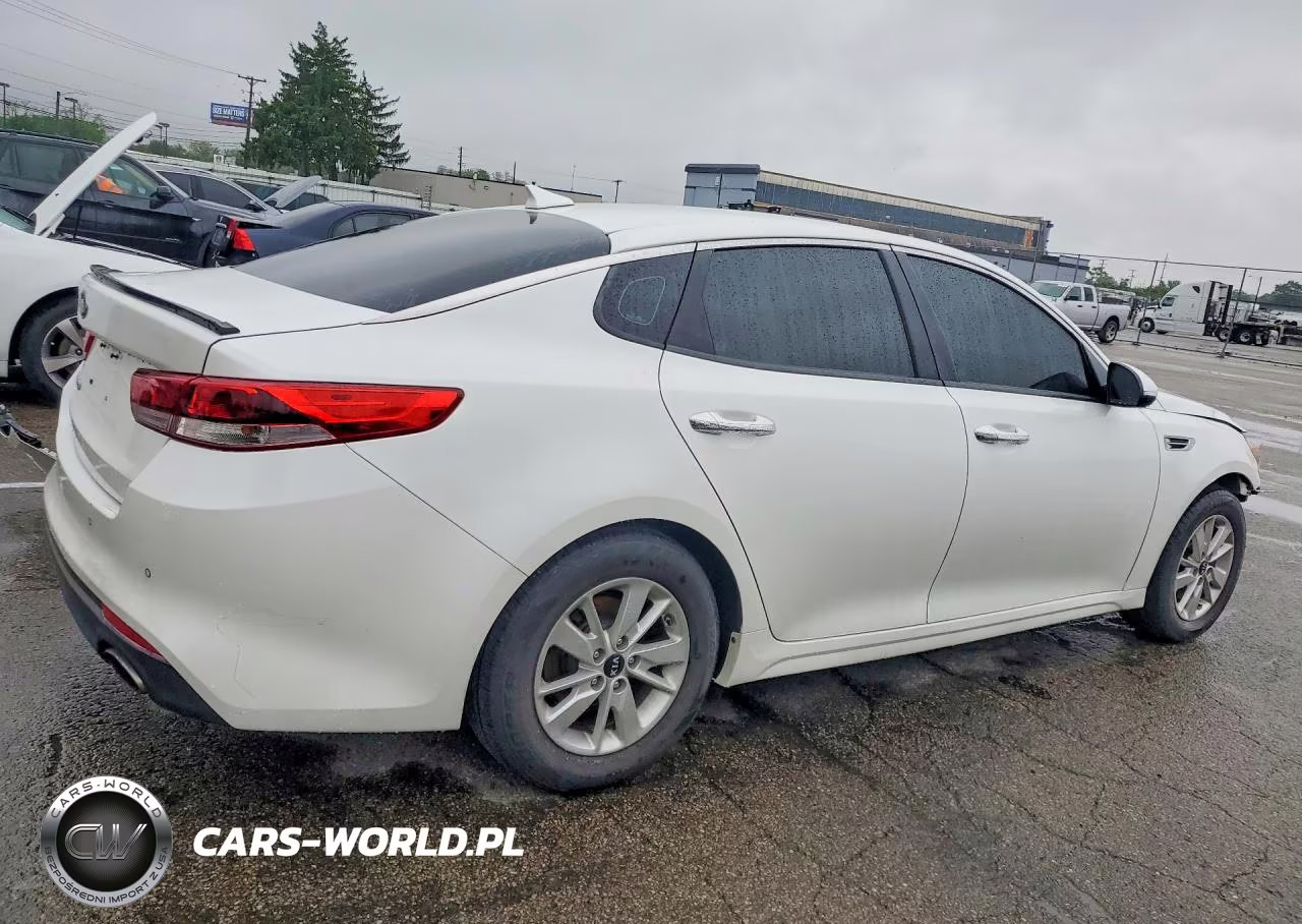 2018 Kia Optima Lx VIN:KNAGT4L34J5205891 - 3