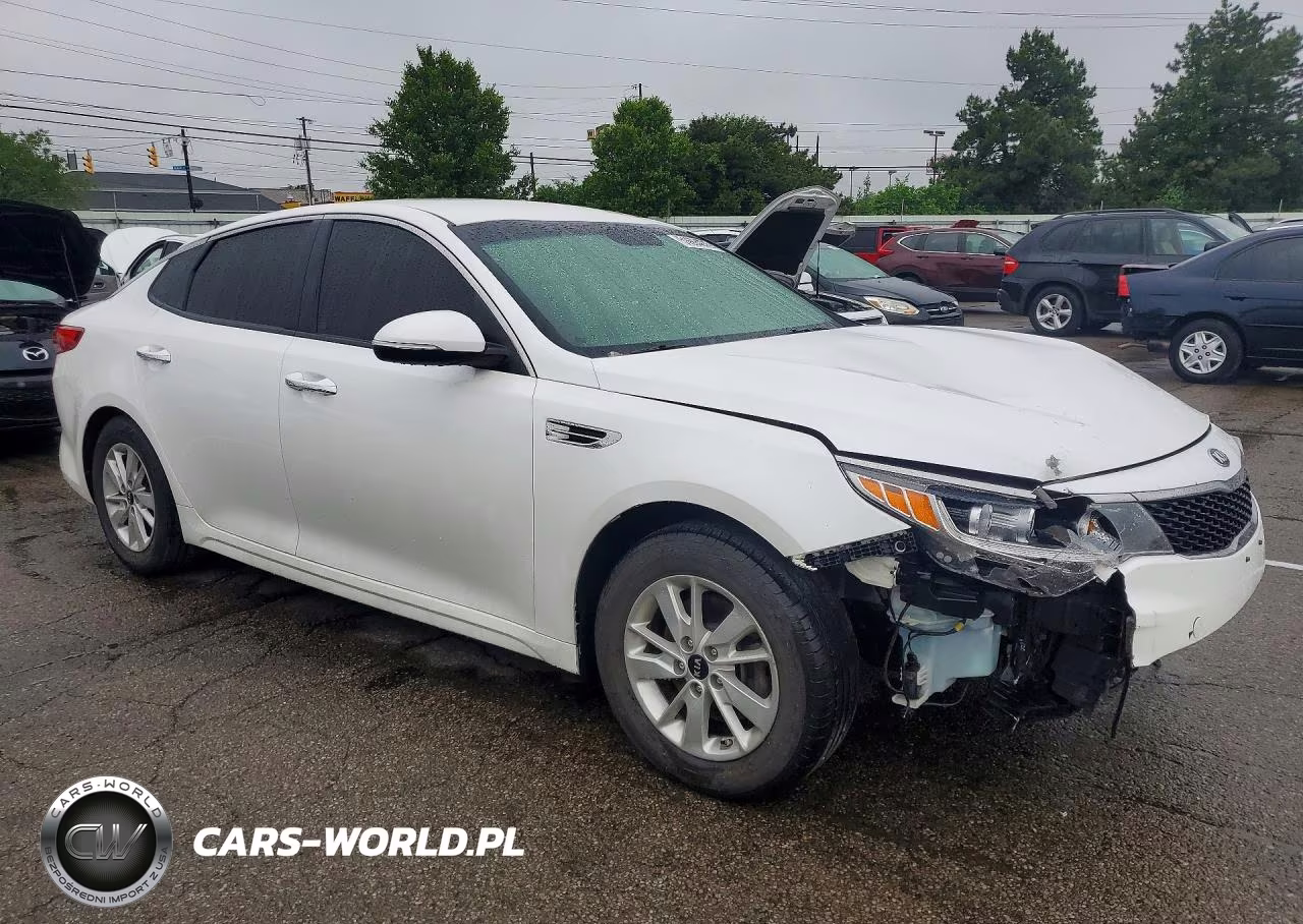 2018 Kia Optima Lx VIN:KNAGT4L34J5205891 - 4