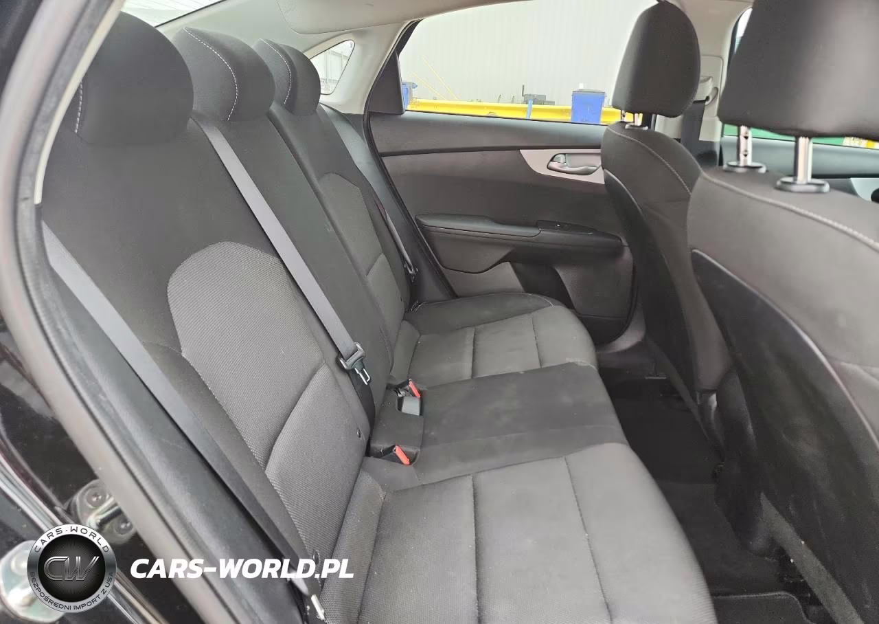 2024 Kia Forte Lxs VIN:3KPF24AD5RE734960 - 10