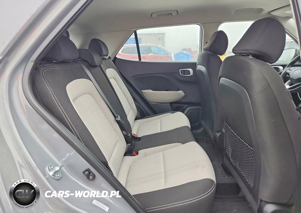 2020 Hyundai Venue Sel VIN:KMHRC8A33LU029152 - 11