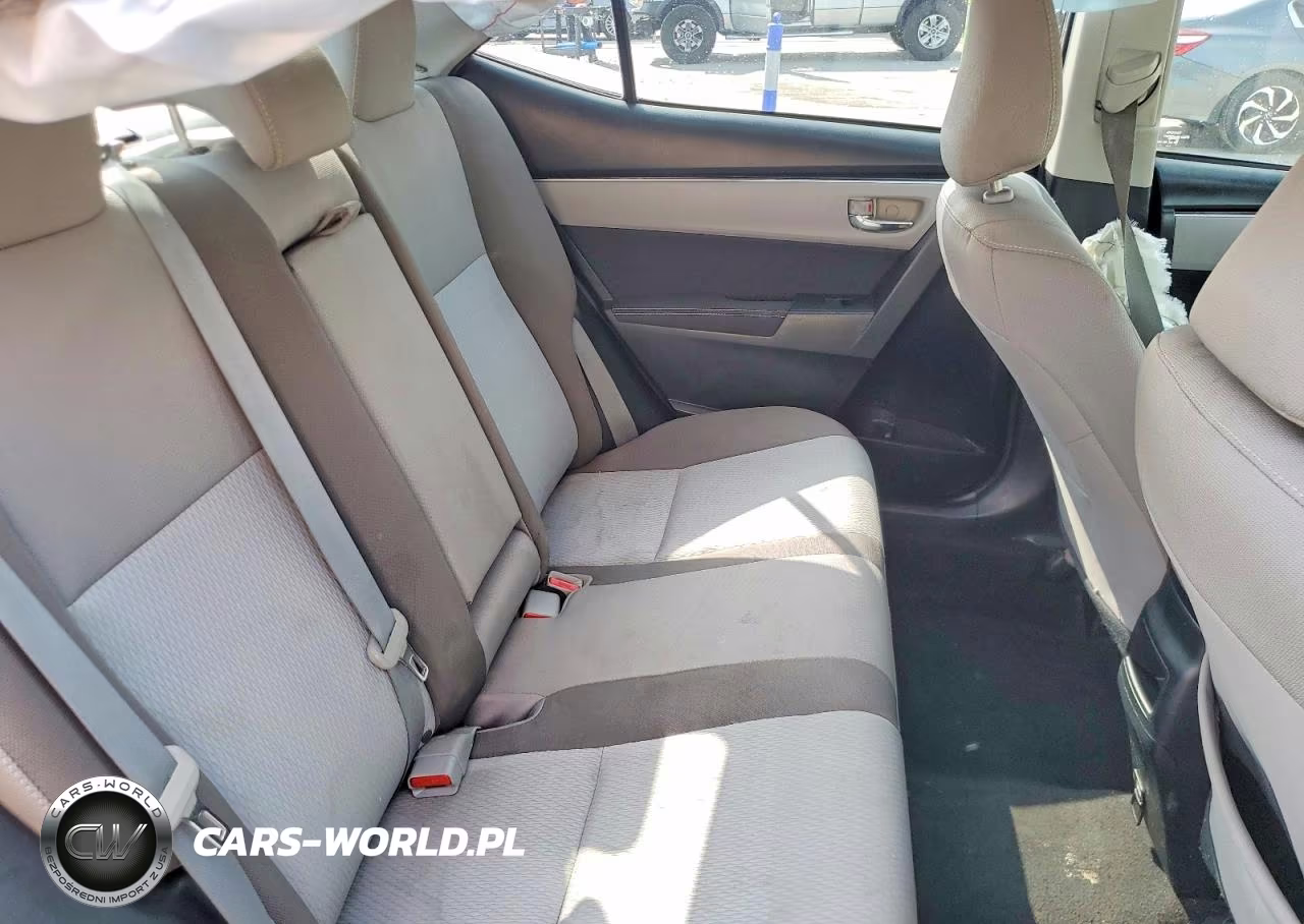 2018 Toyota Corolla Le VIN:2T1BURHE6JC060907 - 10