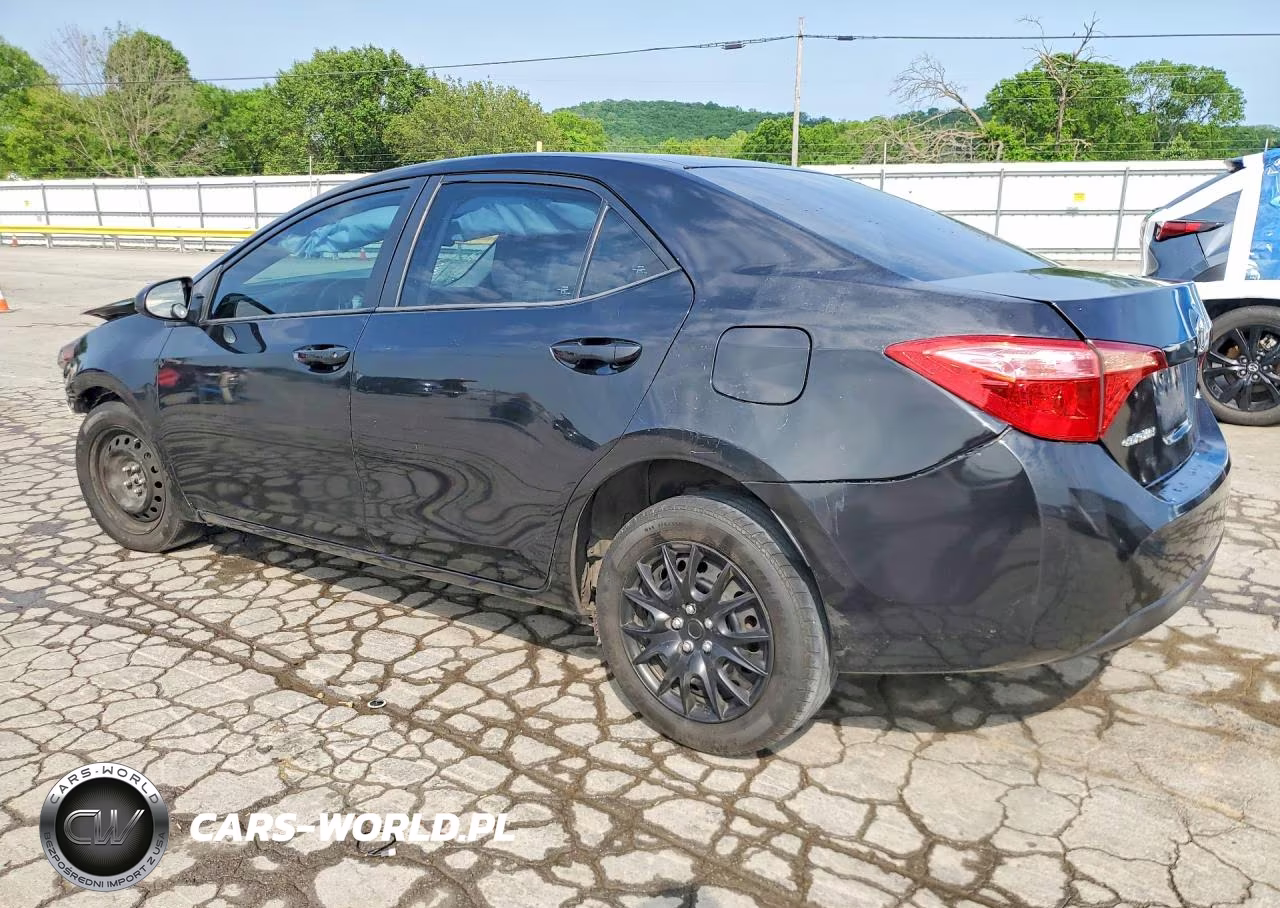 2018 Toyota Corolla Le VIN:2T1BURHE6JC060907 - 2