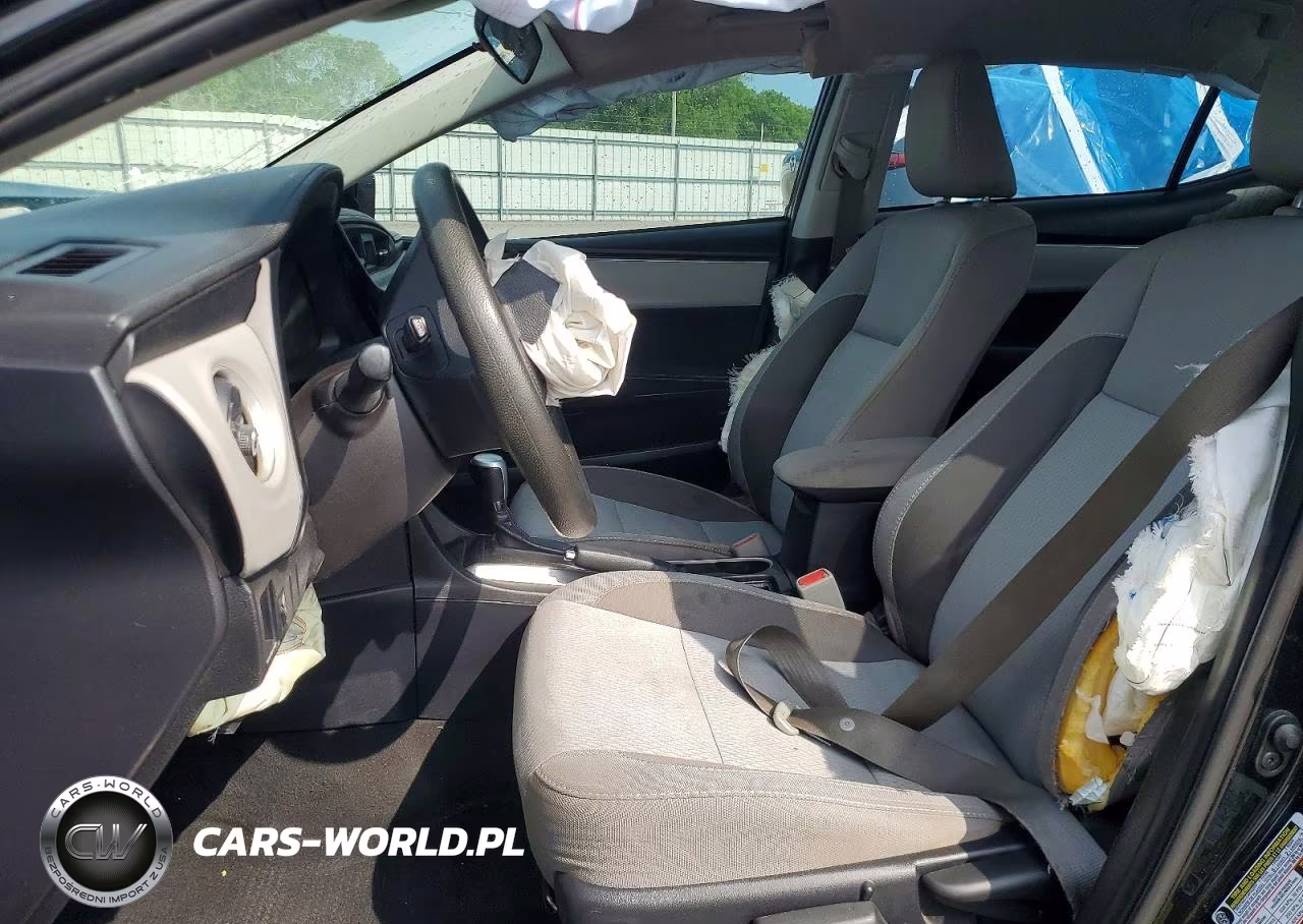 2018 Toyota Corolla Le VIN:2T1BURHE6JC060907 - 7