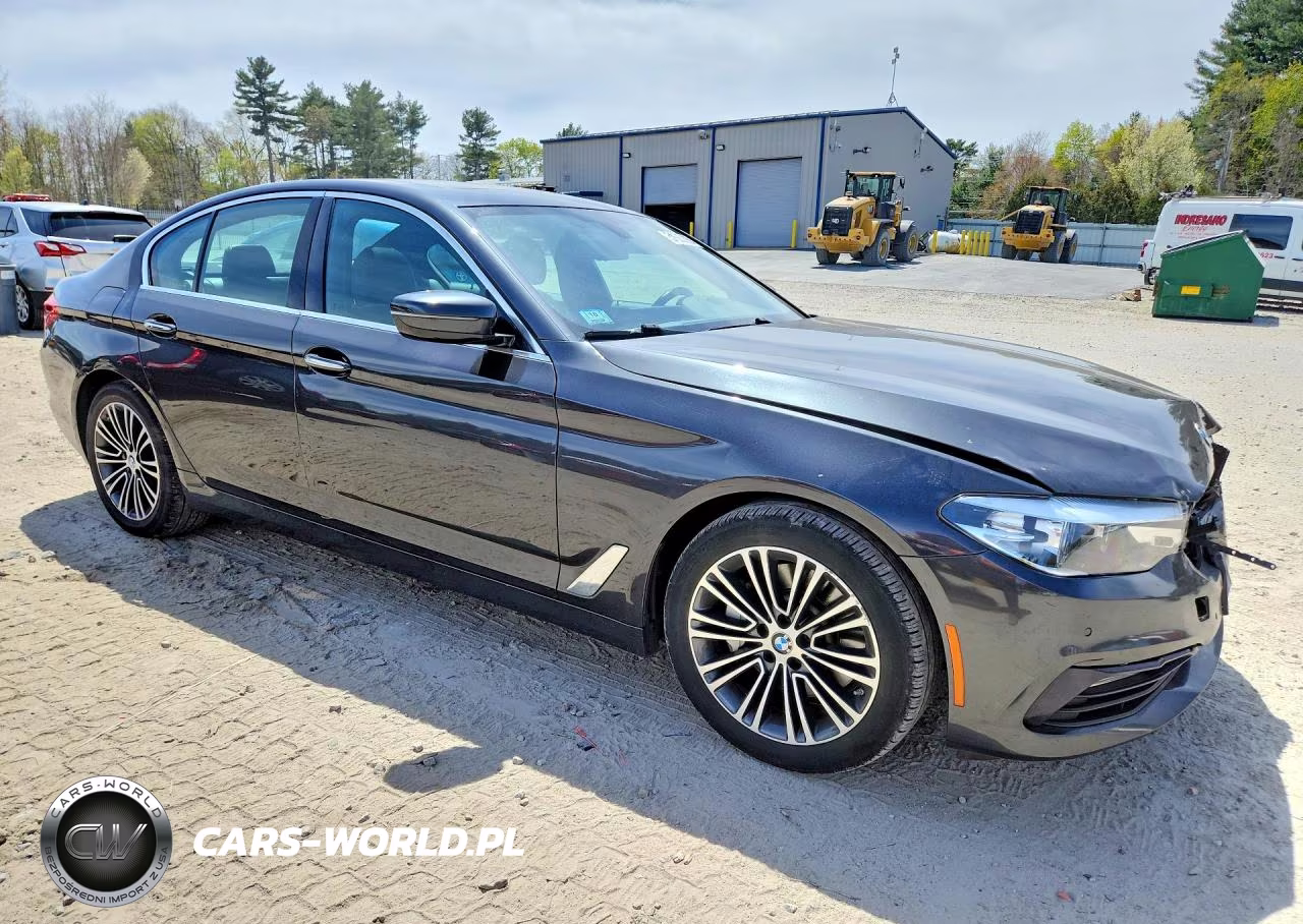2017 BMW 530 Xi VIN:WBAJA7C32HWA70446 - 4