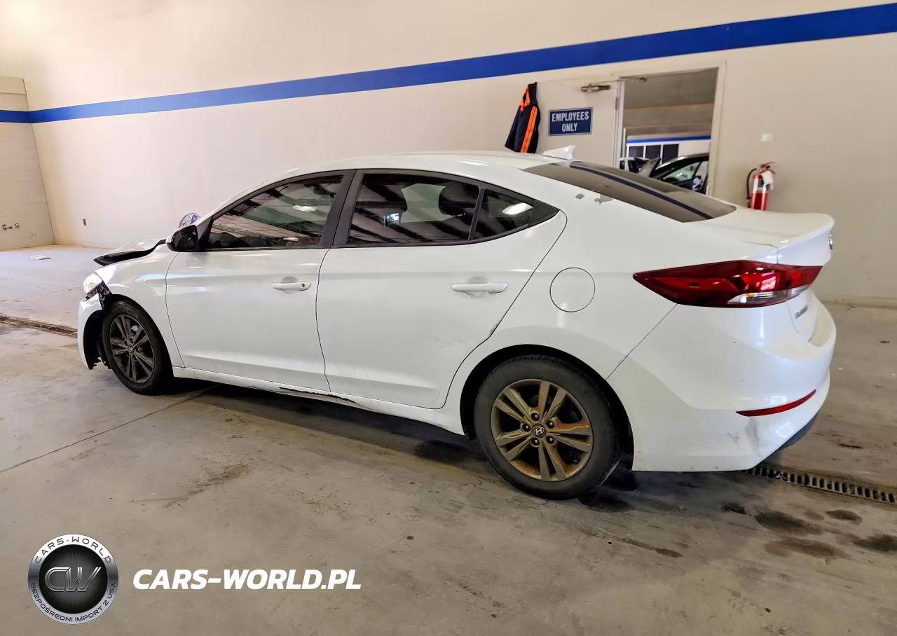 2018 Hyundai Elantra Sel VIN:5NPD84LF4JH236849 - 2