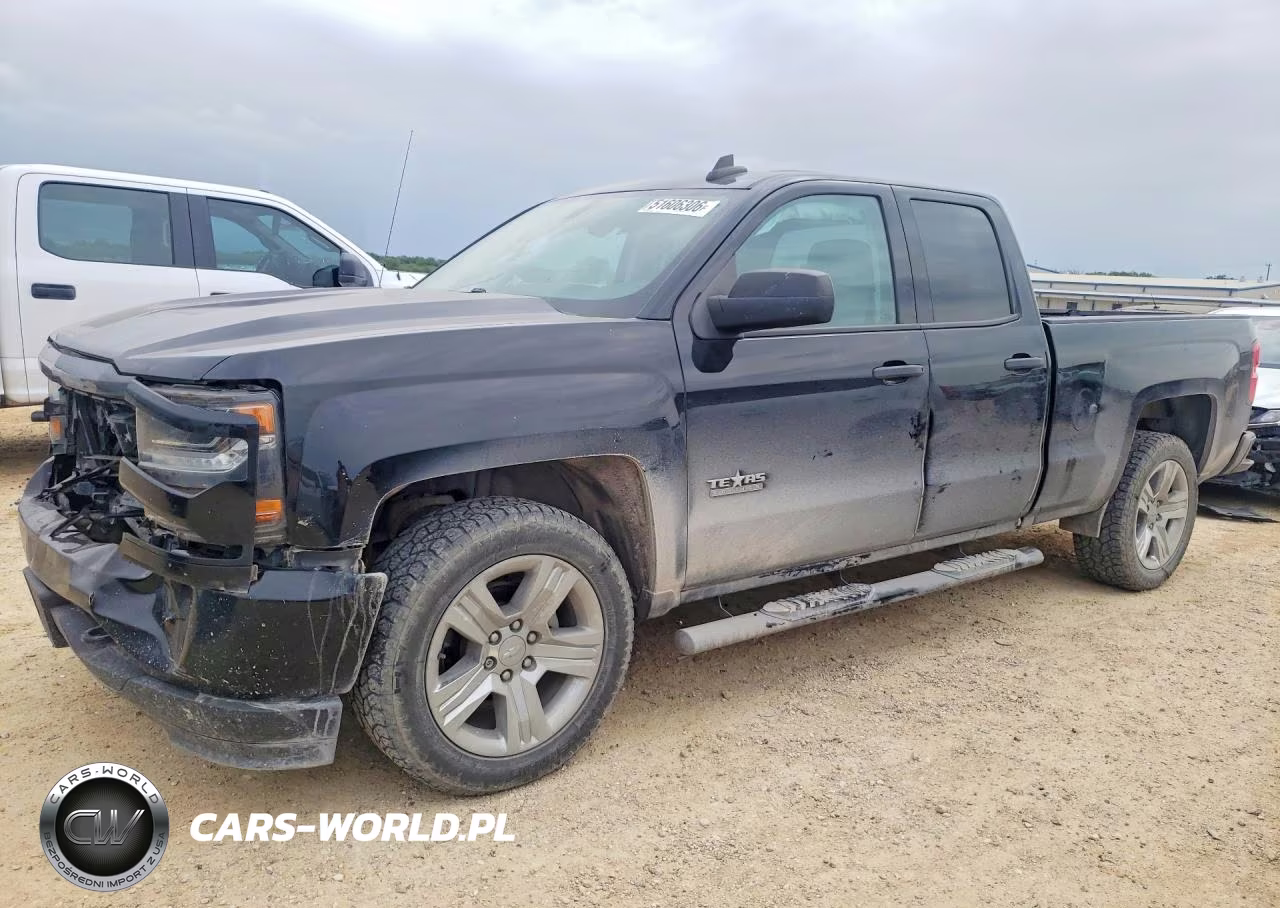 2018 Chevrolet Silverado C1500 Custom