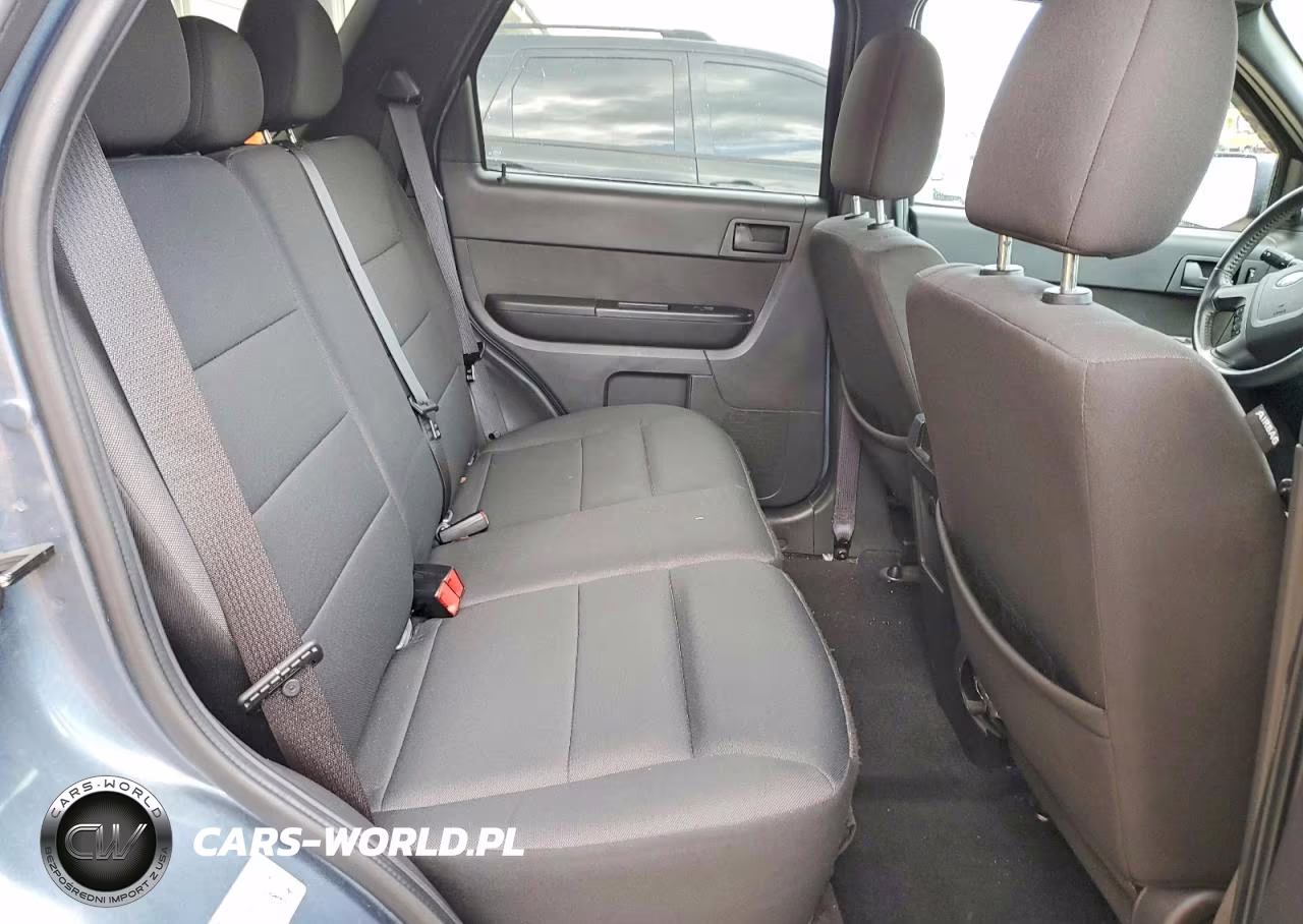 2010 Ford Escape Xlt VIN:1FMCU0DG5AKC88463 - 11