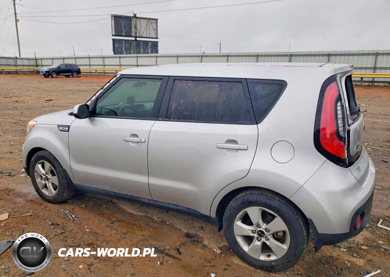 2018 Kia Soul Base VIN:KNDJN2A21J7595547 - 2