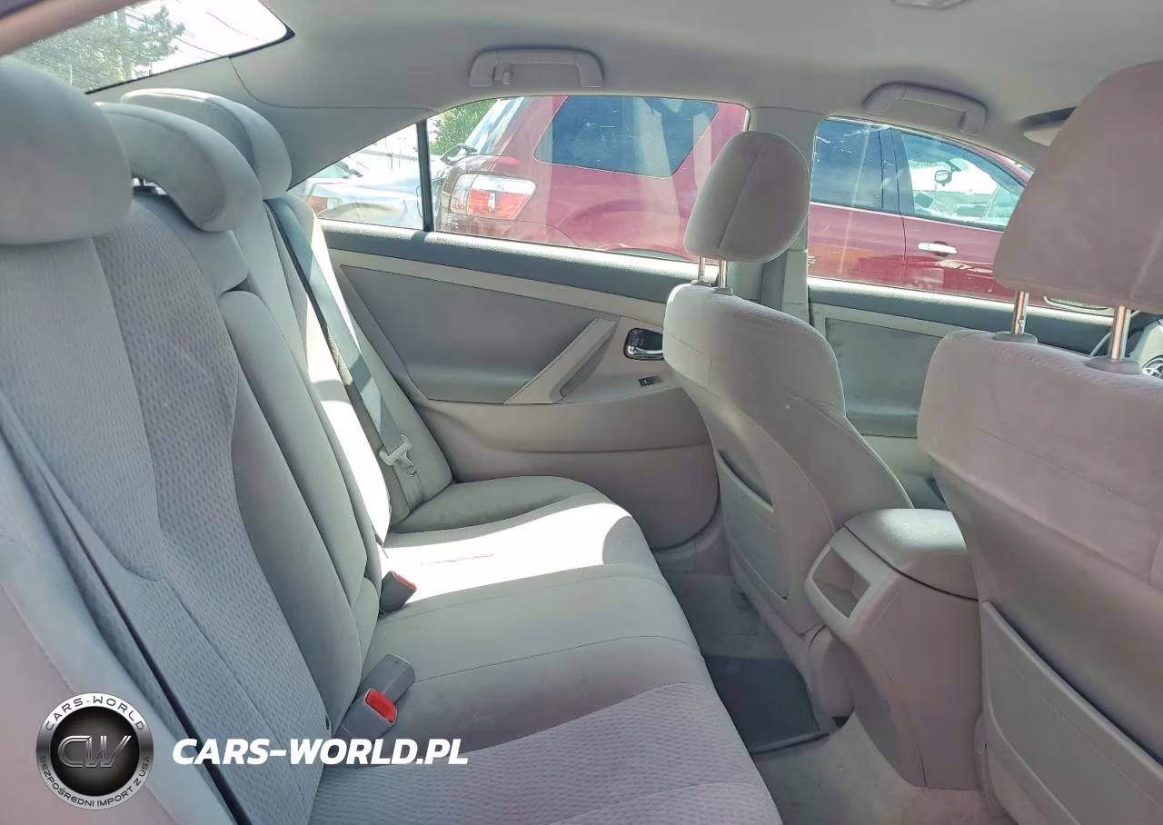 2010 Toyota Camry Le VIN:4T1BF3EK5AU052538 - 10