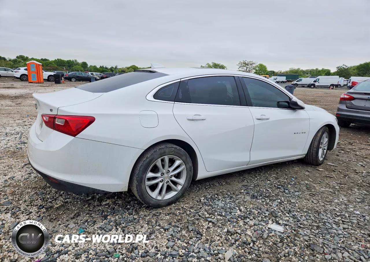 2018 Chevrolet Malibu Lt VIN:1G1ZD5ST0JF156241 - 3
