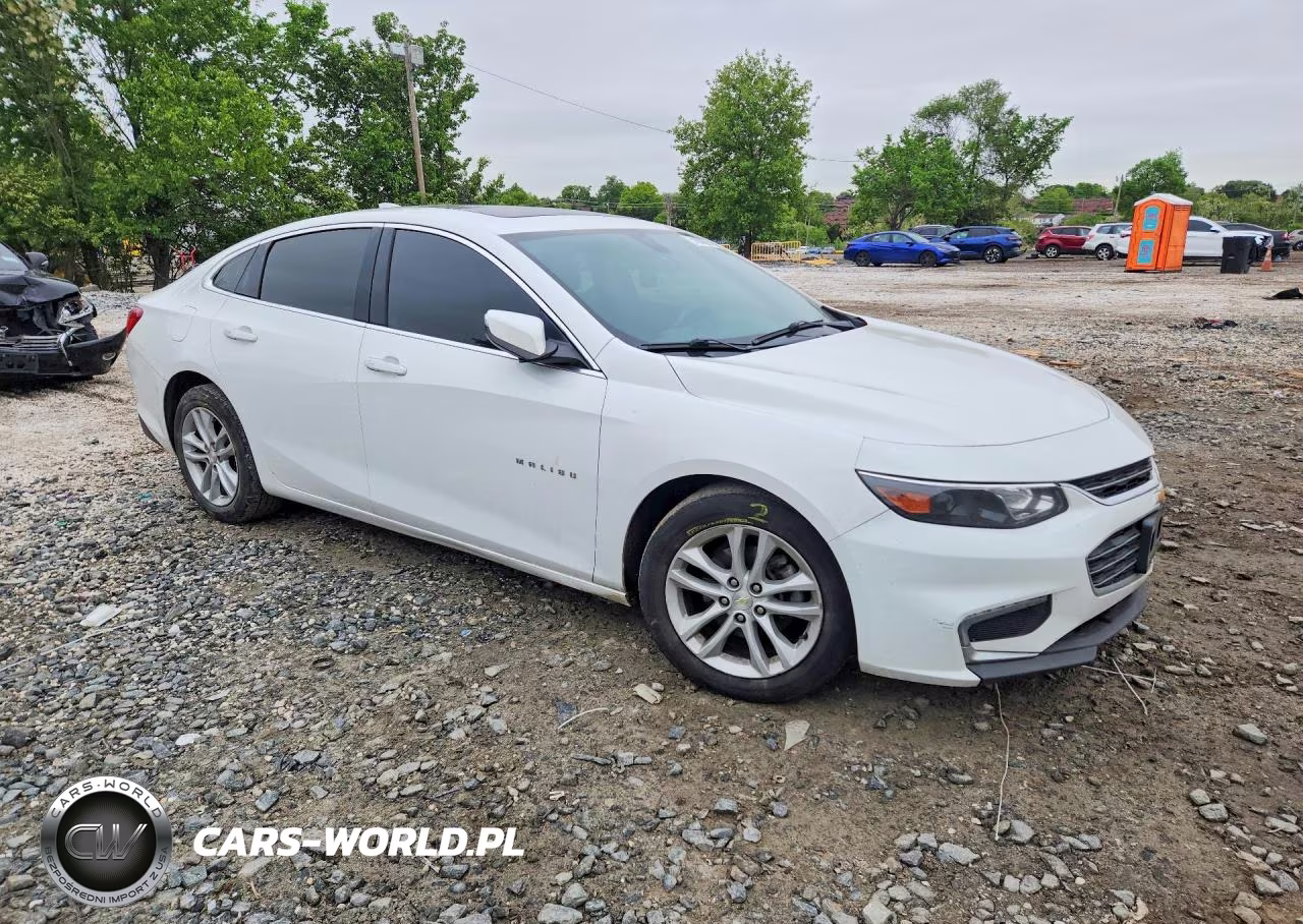 2018 Chevrolet Malibu Lt VIN:1G1ZD5ST0JF156241 - 4