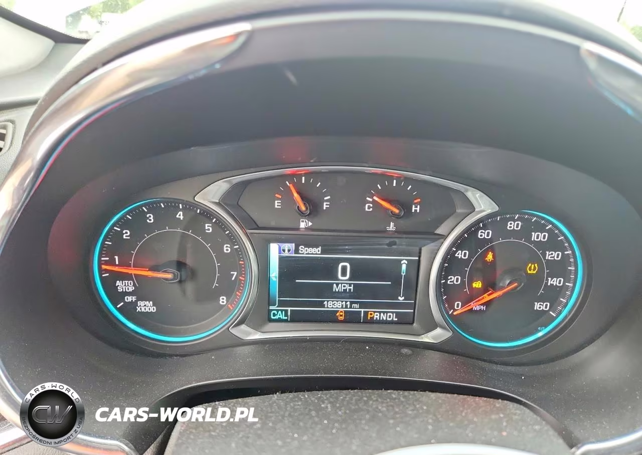 2018 Chevrolet Malibu Lt VIN:1G1ZD5ST0JF156241 - 9