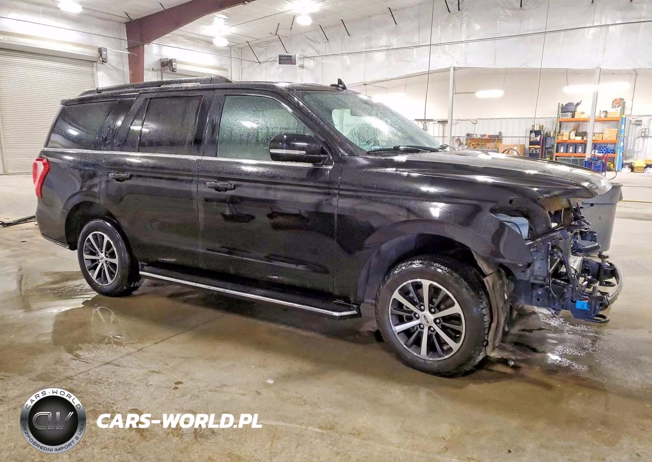 2018 Ford Expedition Xlt VIN:1FMJU1JT6JEA00382 - 4