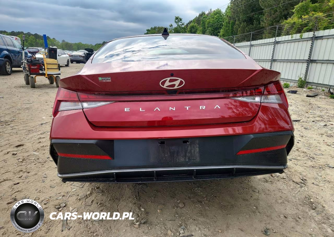 2025 Hyundai Elantra Sel VIN:KMHLS4DGXSU978468 - 6
