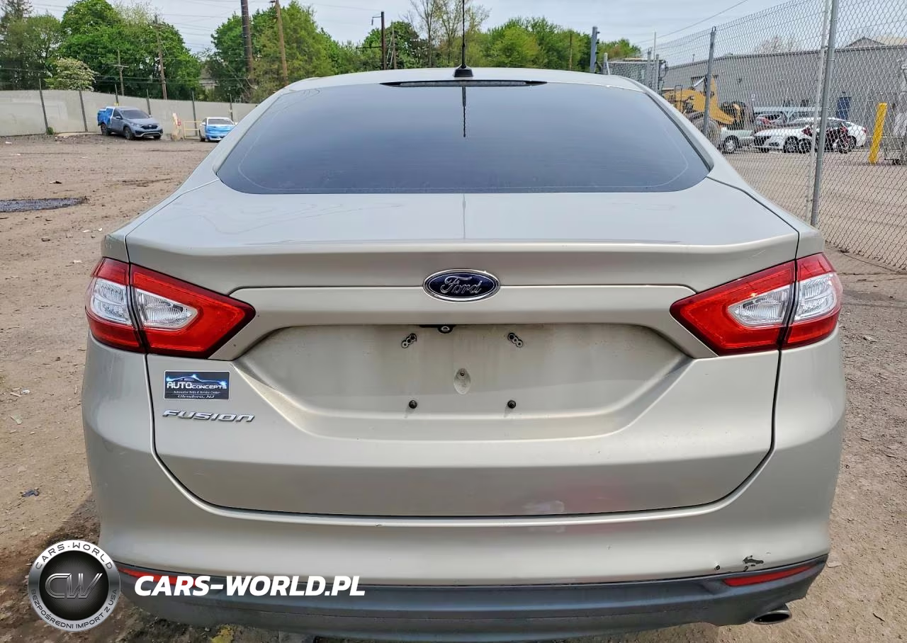 2015 Ford Fusion S VIN:3FA6P0G72FR188656 - 6