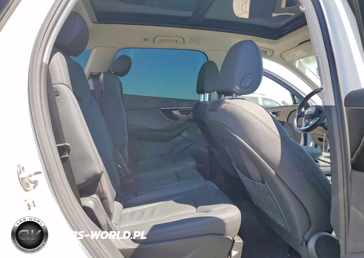 2022 Audi Q7 Premium Plus VIN:WA1LXBF71ND015688 - 11