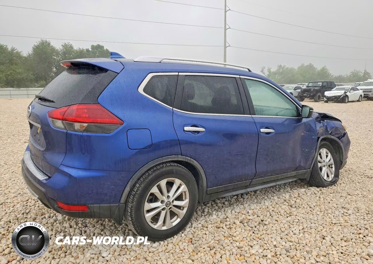 2018 Nissan Rogue S VIN:JN8AT2MT3JW470330 - 3