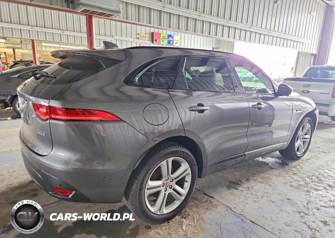 2017 Jaguar F-Pace R - Sport VIN:SADCL2BN3HA488654 - 3
