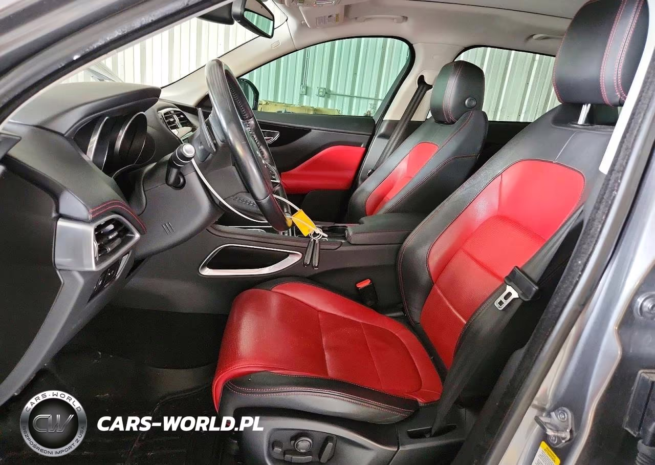 2017 Jaguar F-Pace R - Sport VIN:SADCL2BN3HA488654 - 7