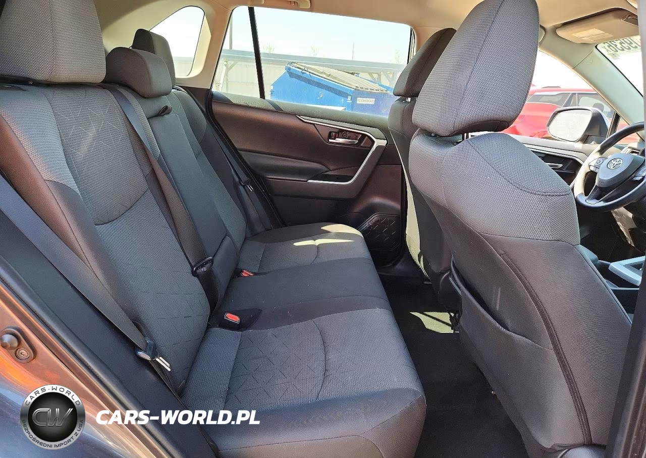 2021 Toyota Rav4 Xle VIN:2T3P1RFV4MW200951 - 11